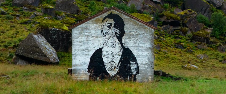 out02 | Quiet Lunch.