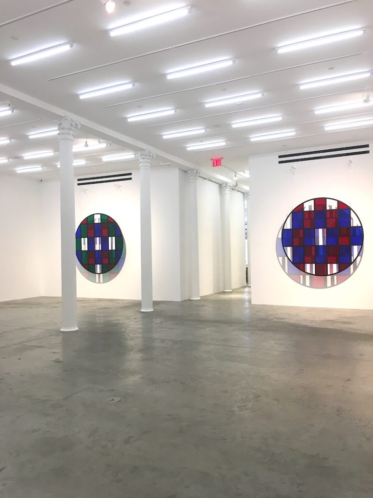 Daniel Buren, "Tondi", installation view at Bortolami Gallery